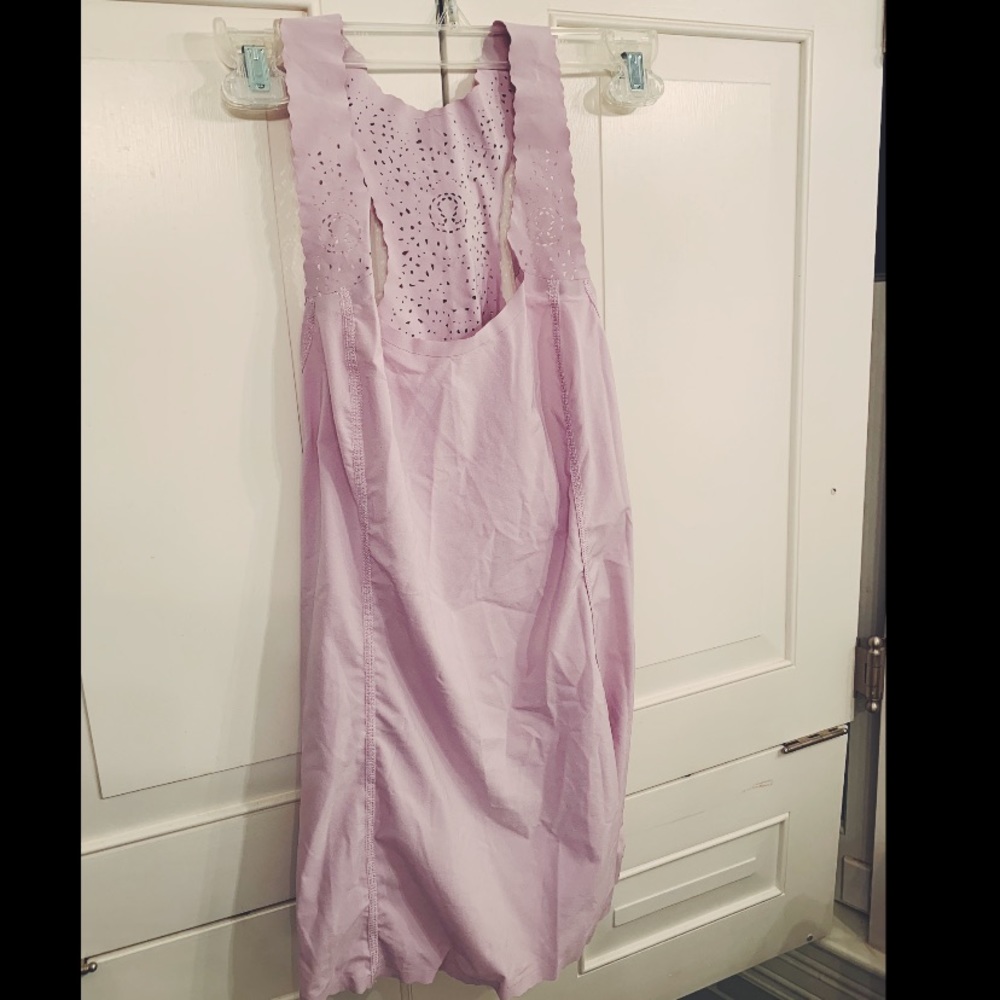 Lululemon CUUUUTE top size 6!!